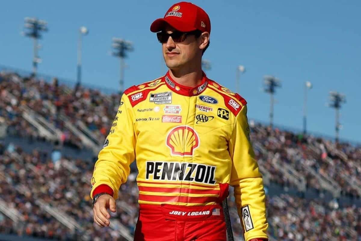 Joey Logano Wins Thriller at Nashville 3