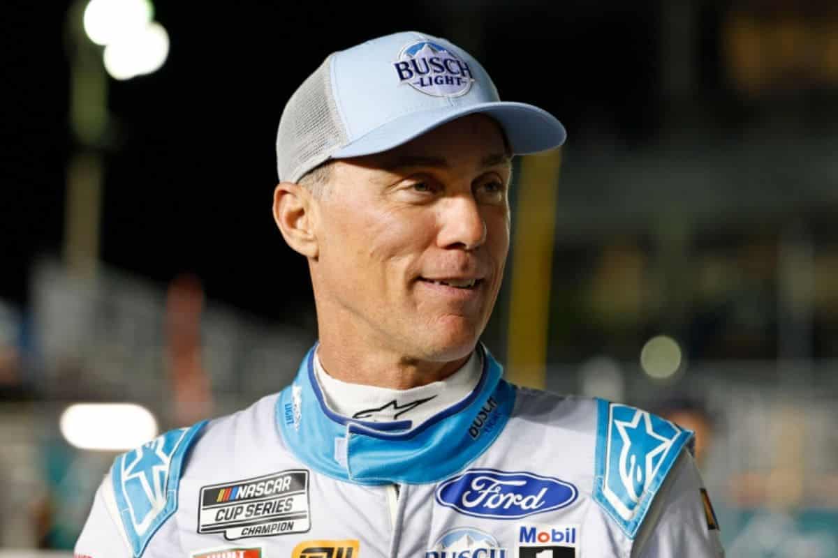 Kevin Harvick Joins Forces With Busch Light (3)