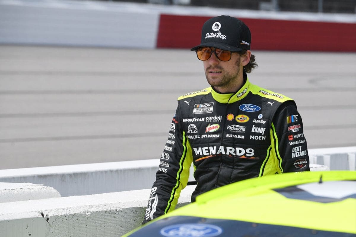 Ryan Blaney's Misfortune Boosts Hamlin 2