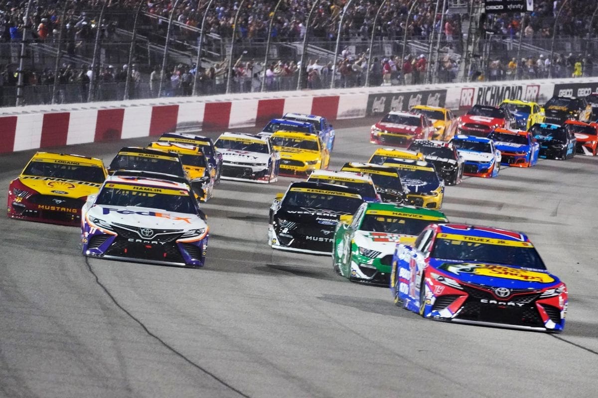 Enjoy Illinois 300 Entry List (1)