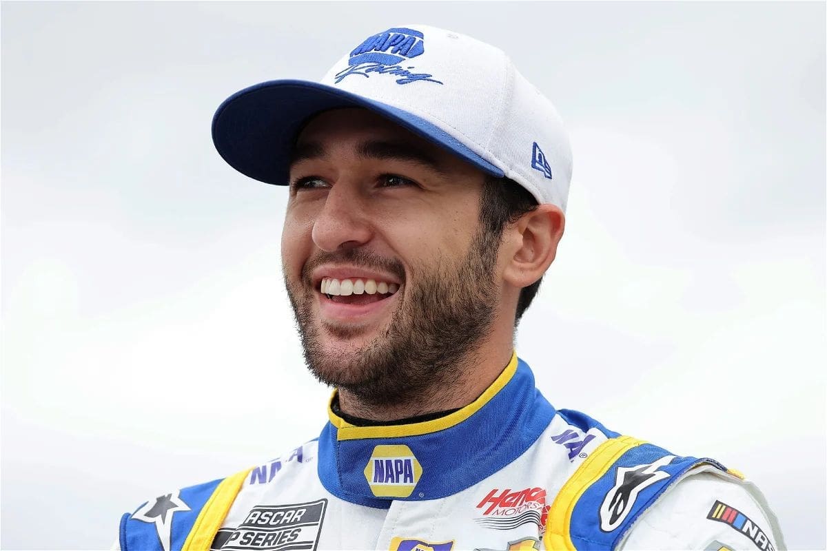 Chase Elliott Admires Hamlin's Career 2