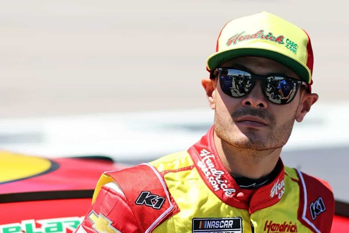 Kyle Larson's Playoff Path in Peril 1