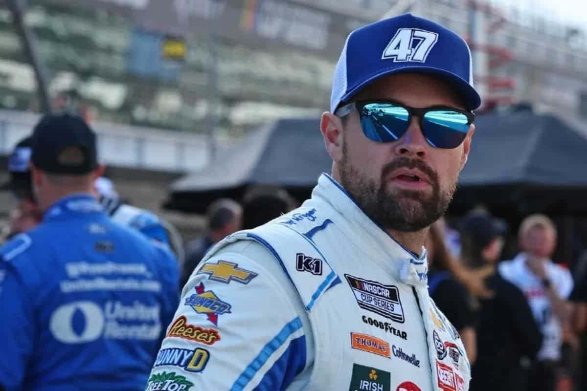 Ricky Stenhouse Jr Welcomes First Child 3